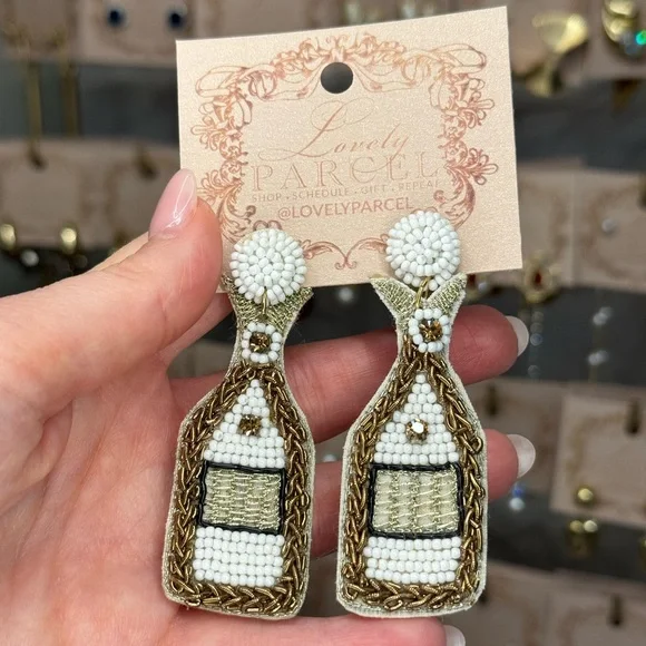 Beaded white gold champagne bottle earrings - Picture 1 of 2